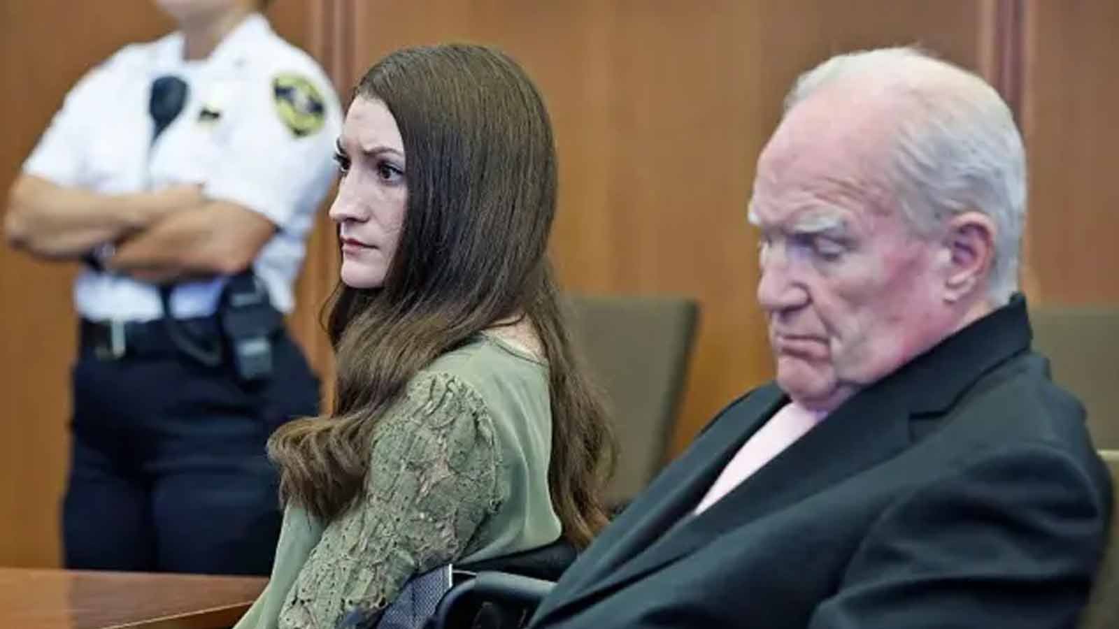 El abogado de Lindsay Clancy pidió a Trump que evalúe indultarla